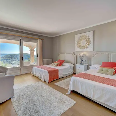 Villa Exclusiva En Pollensa Con Vistas Al Mar *
