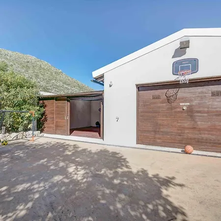 Exclusiva En Pollensa Con Vistas Al Mar Villa